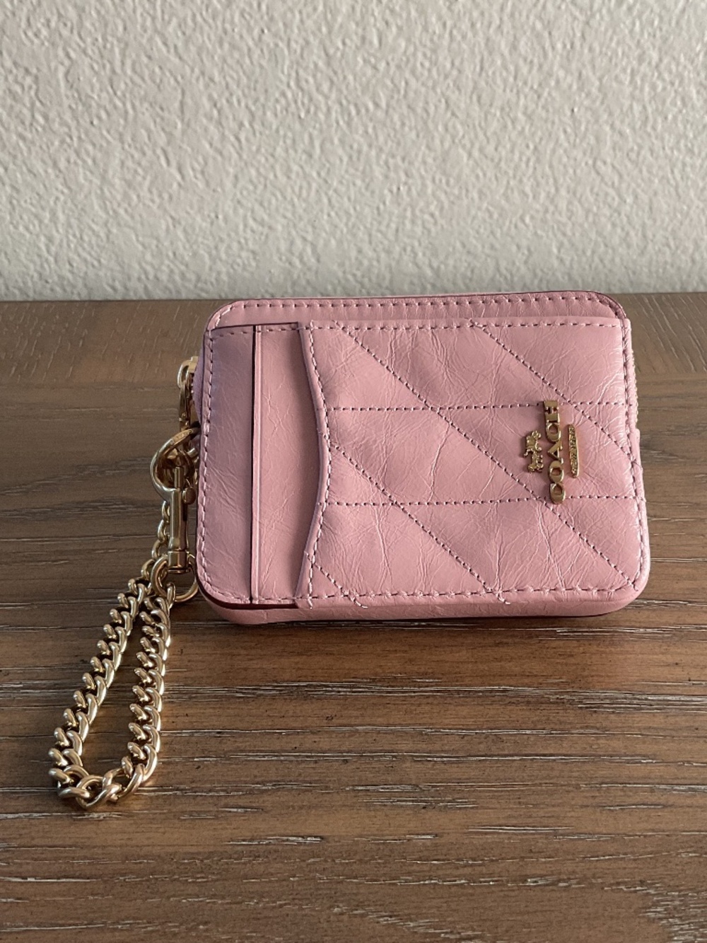 Coach Zip Card Case with Quilting - Crinkle Leather/Gold/Carnation